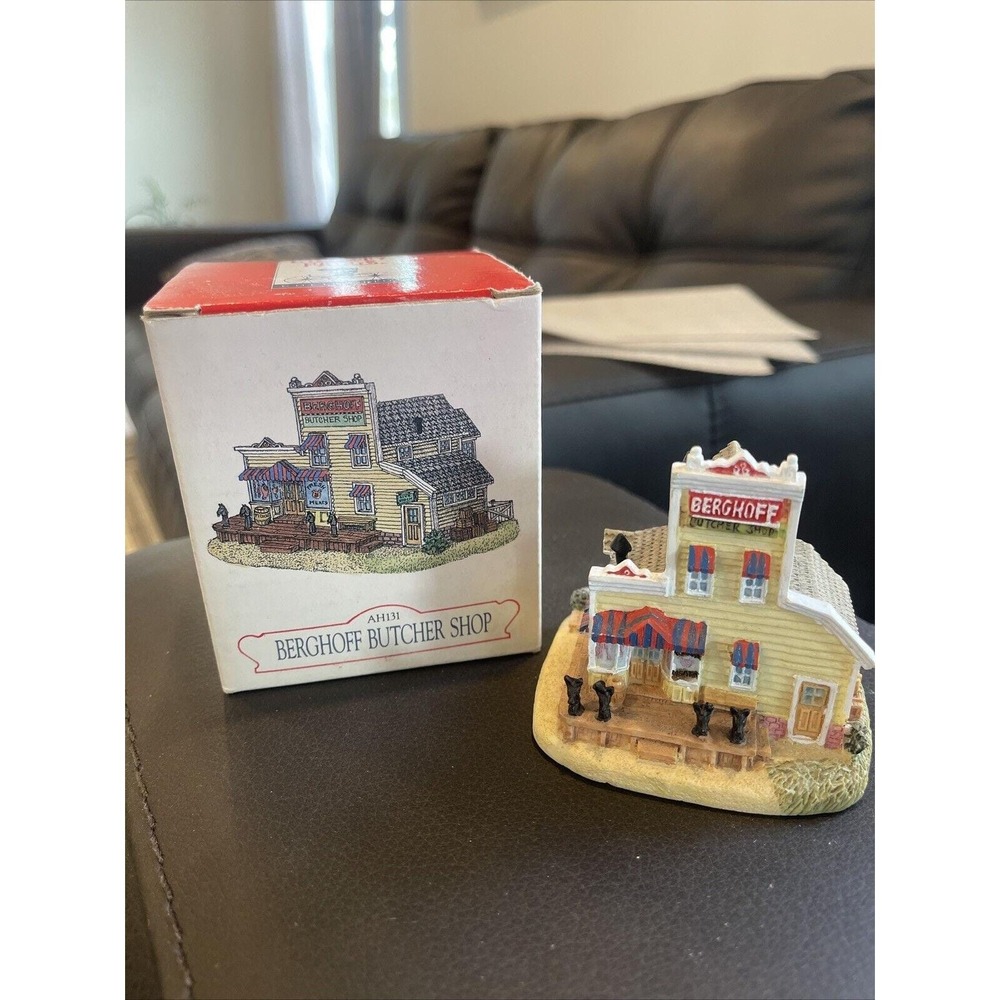 Liberty Falls AH131 "Berghoff Butcher Shop" 1997 with Box Americana